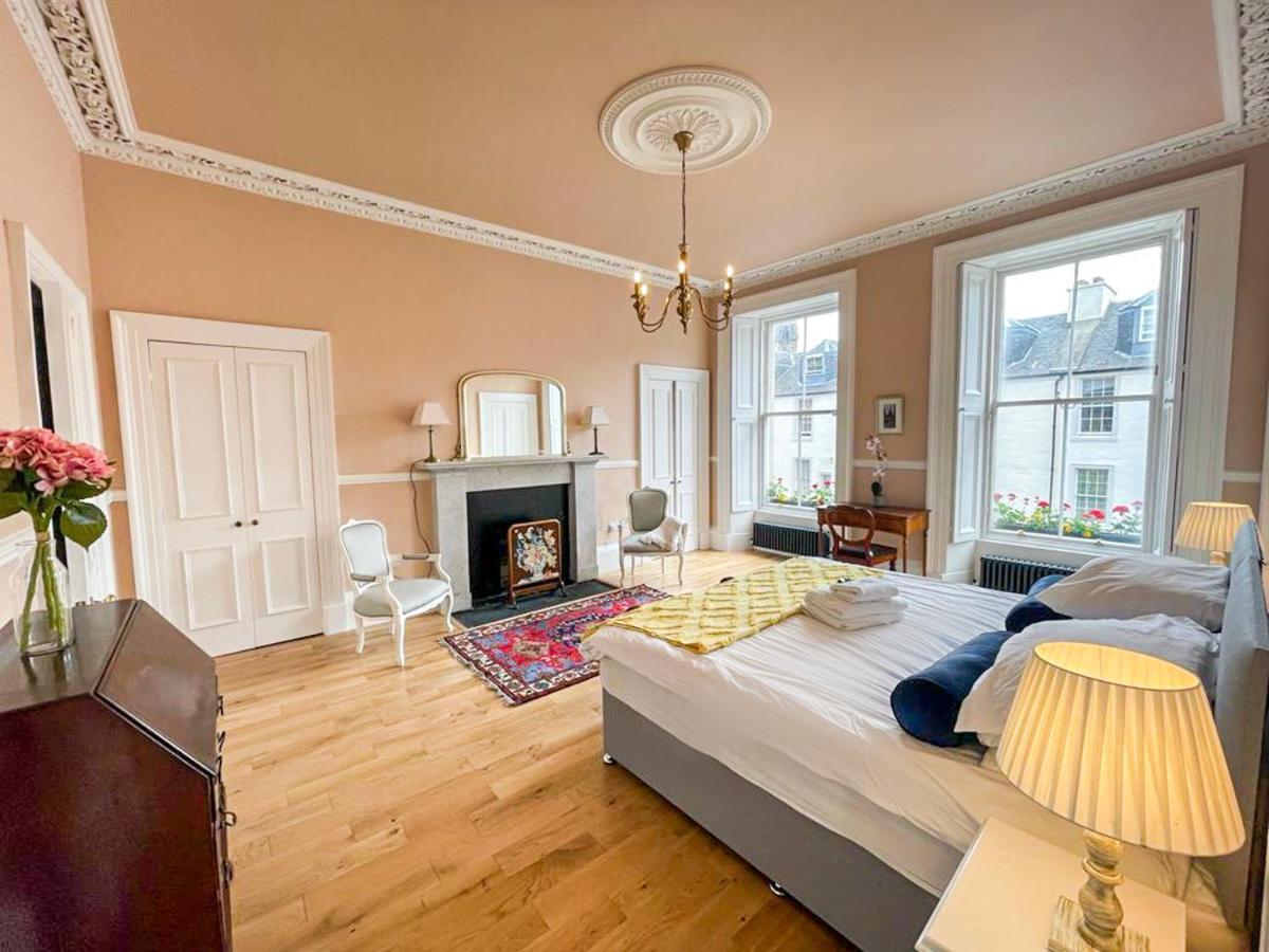 Remarkable 5Br Townhouse With Garden, Sleeps 12 EDI Exteriér fotografie