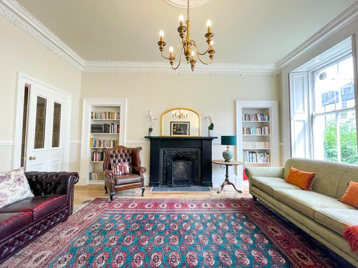 Remarkable 5Br Townhouse With Garden, Sleeps 12 EDI Exteriér fotografie