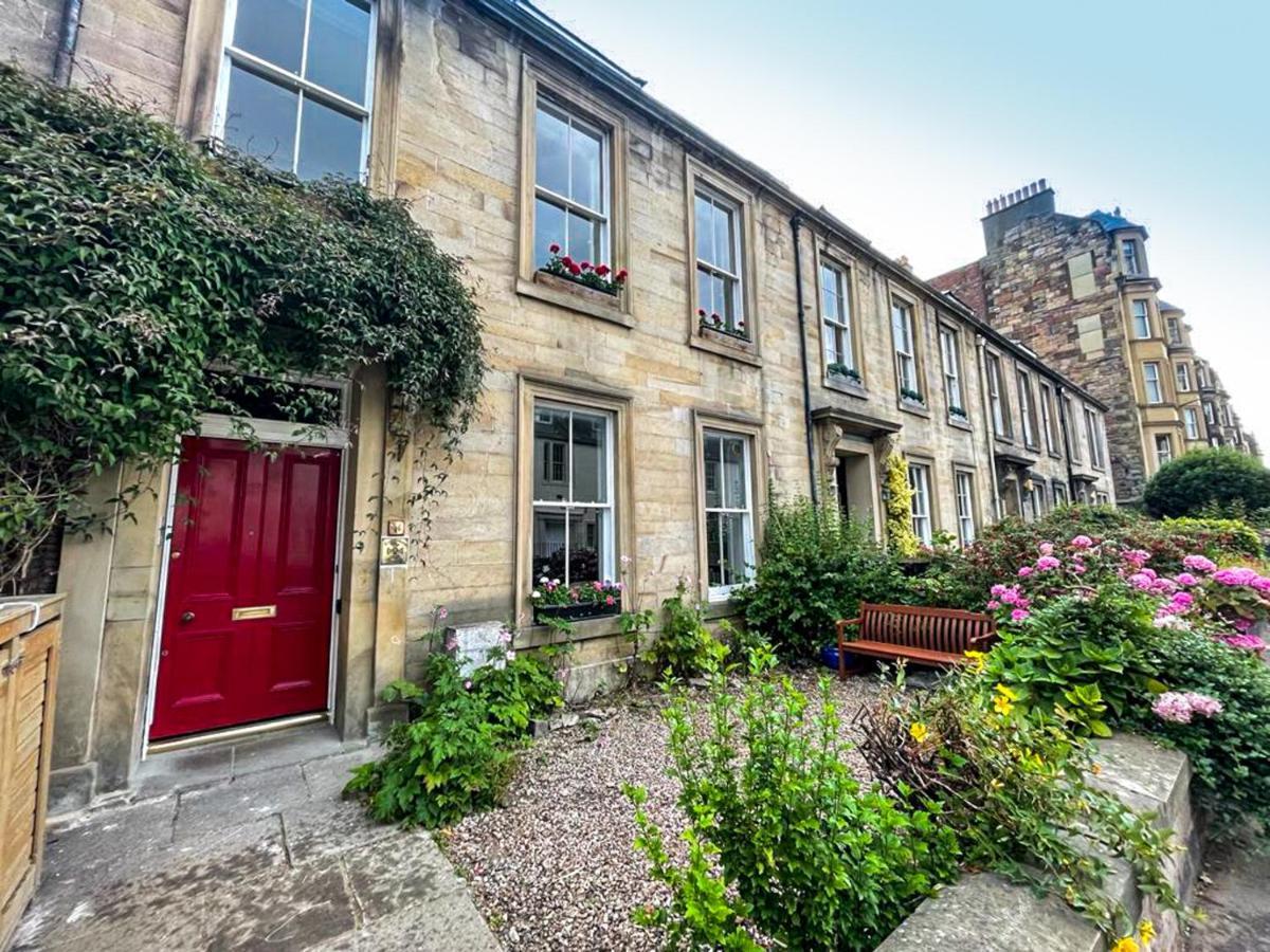 Remarkable 5Br Townhouse With Garden, Sleeps 12 EDI Exteriér fotografie